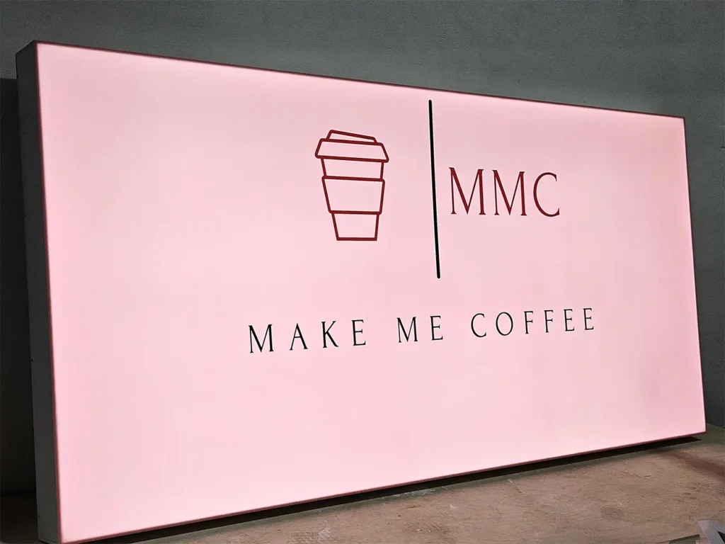 Световой короб "MMC"
